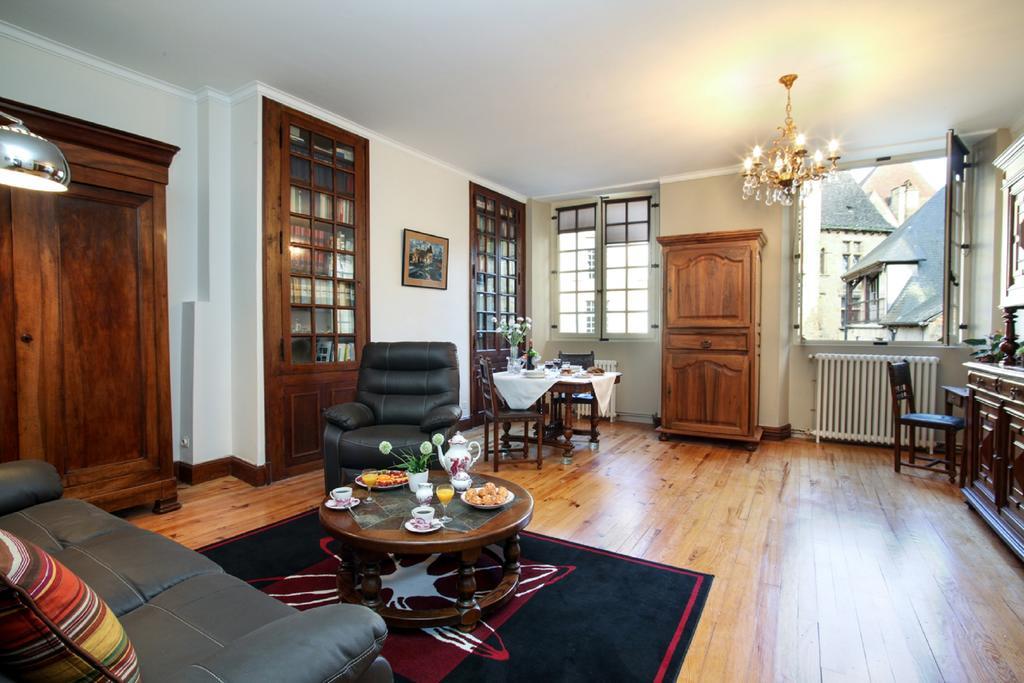 In Sarlat Luxury Rentals, Medieval Center - Maison Fenelon Εξωτερικό φωτογραφία